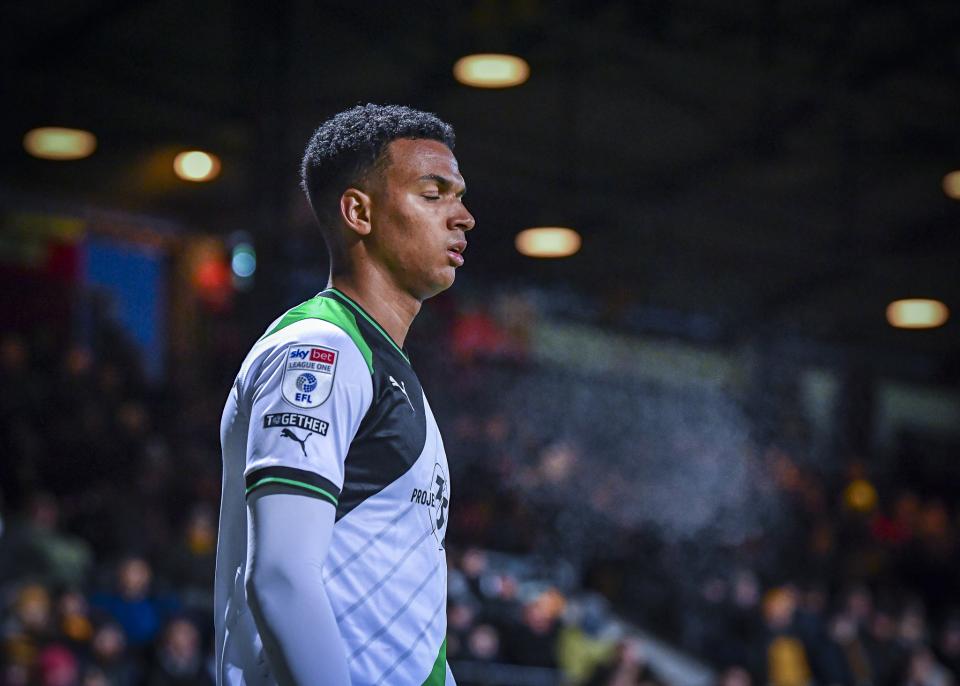 Gallery | Cambridge United (A)