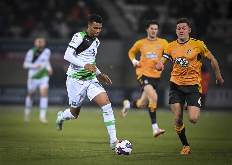 Gallery | Cambridge United (A)