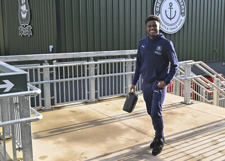 argyle-morecambe2223