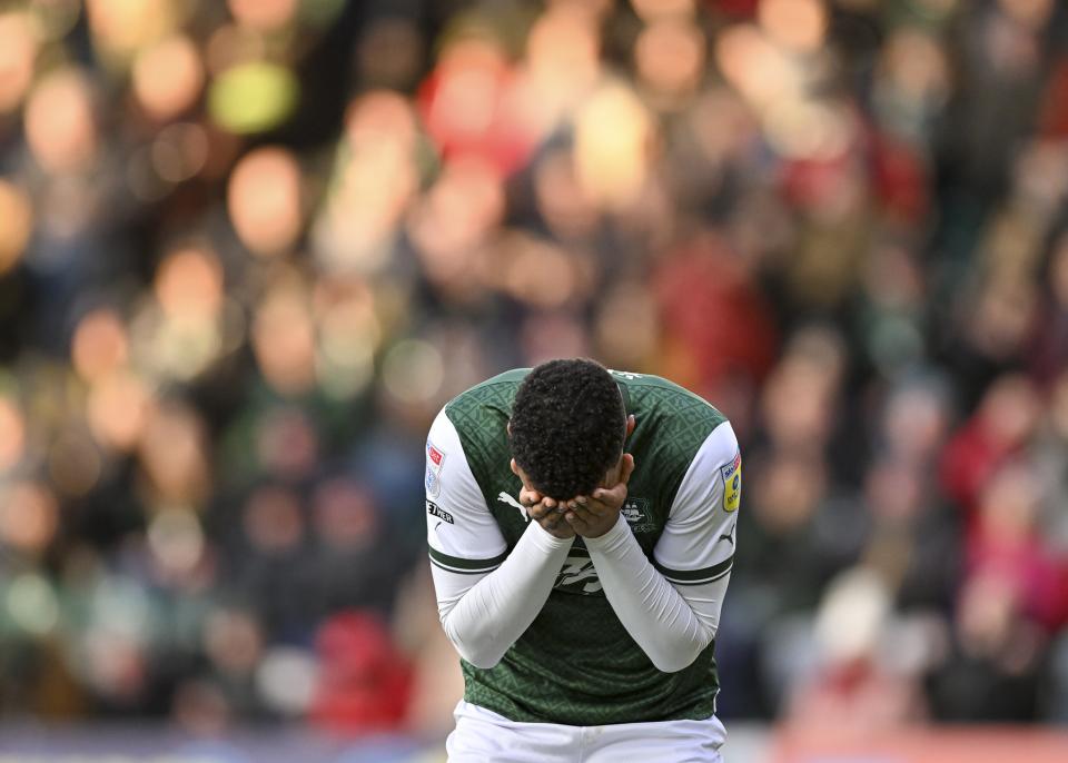 argyle-morecambe2223