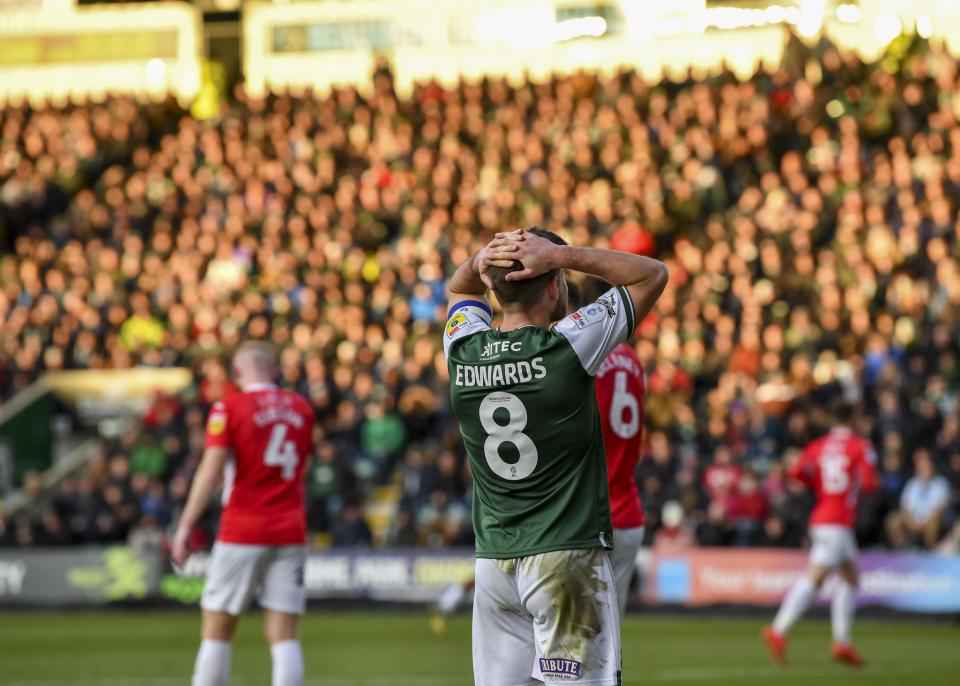 argyle-morecambe2223