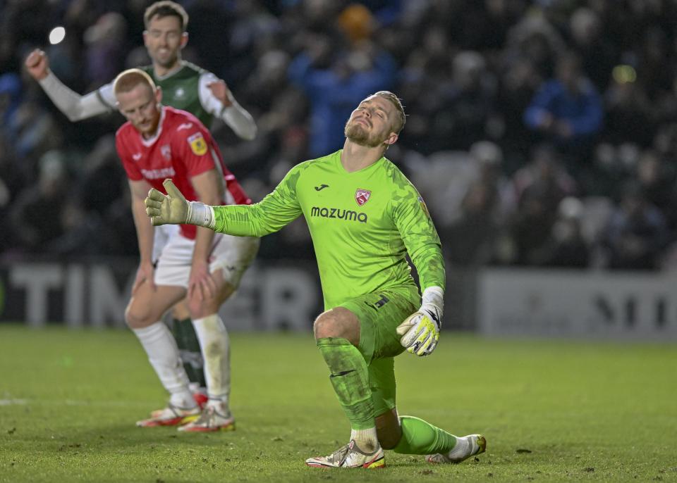 argyle-morecambe2223