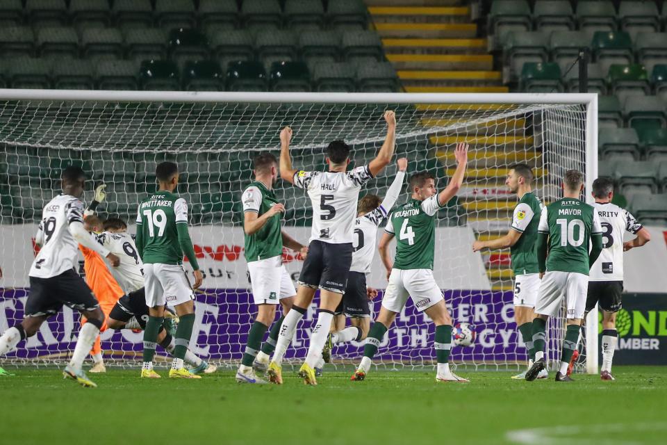 Gallery | Port Vale (H)