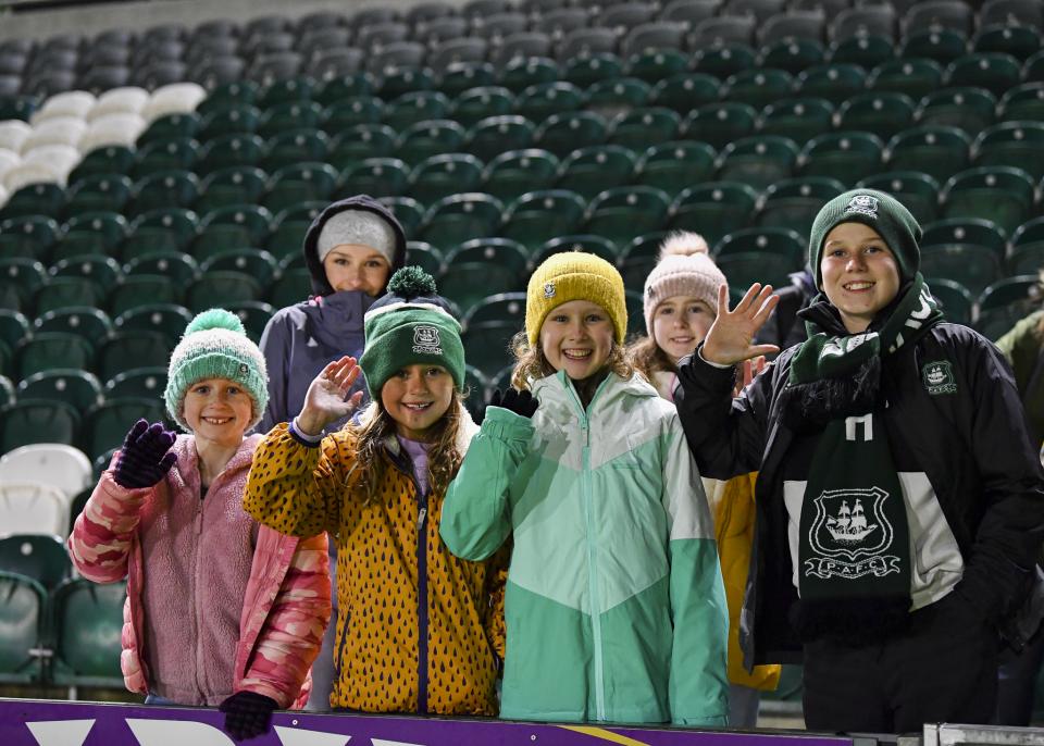 Gallery | Wycombe Wanderers (H)