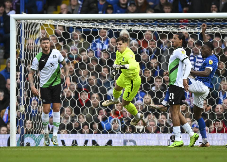 Ipswich Town v Argyle