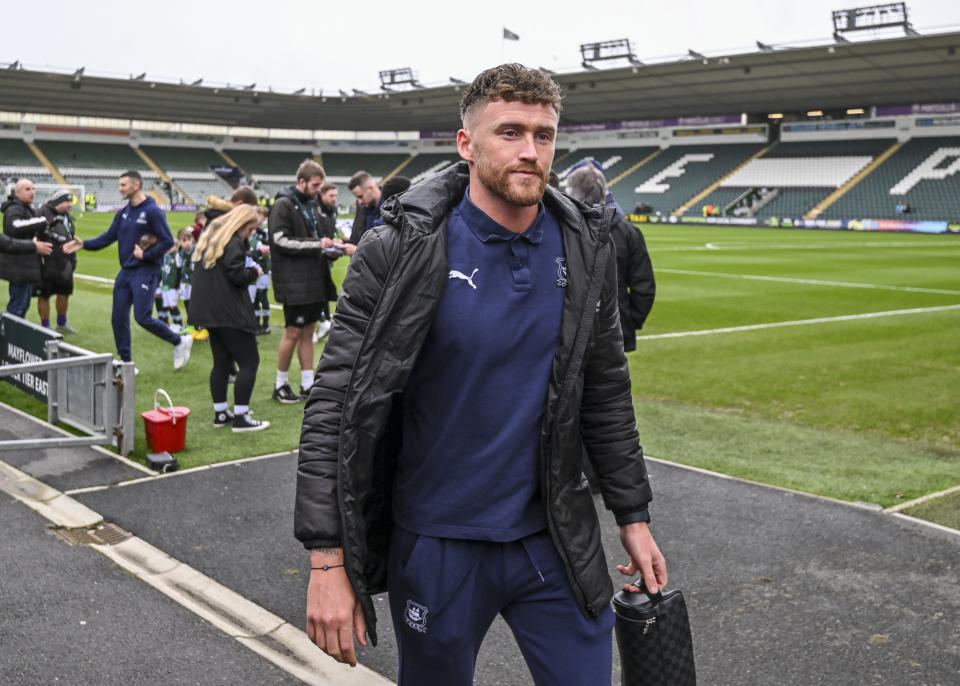 Gallery | Milton Keynes Dons (H)