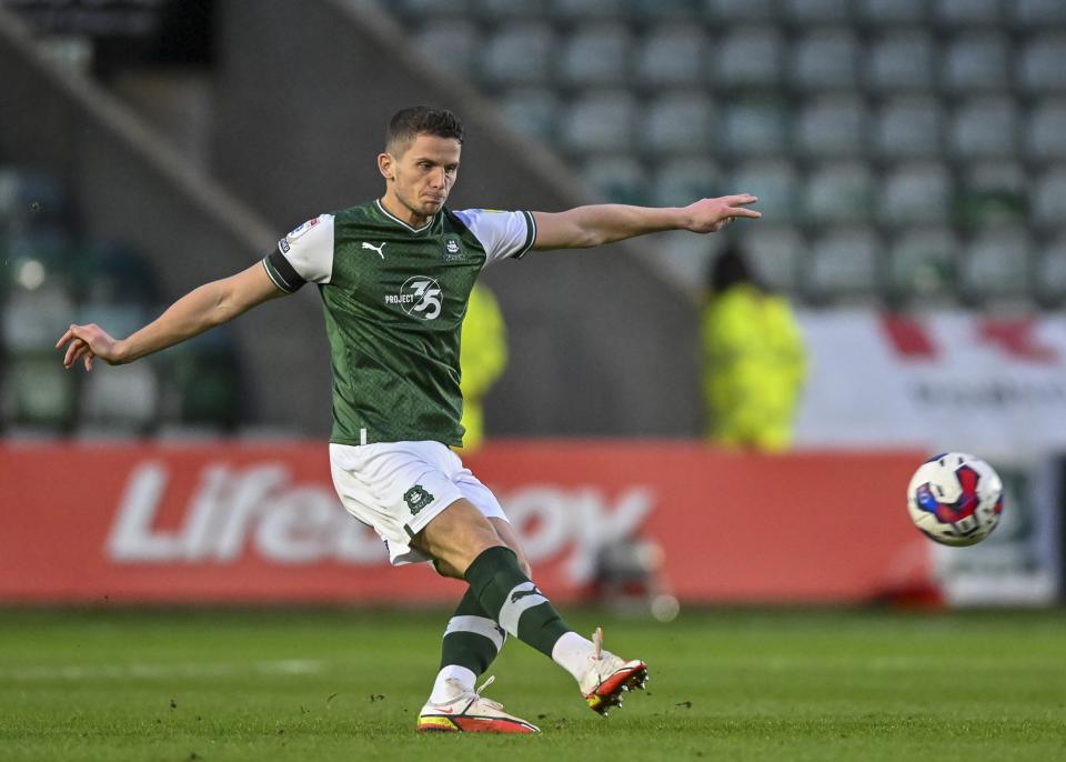 Gallery | Milton Keynes Dons (H)