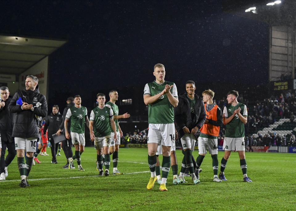 Gallery | Milton Keynes Dons (H)