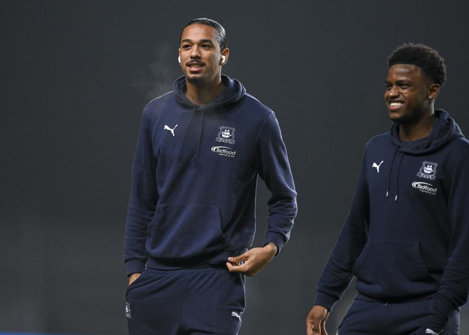 Gallery | Oxford United (A)