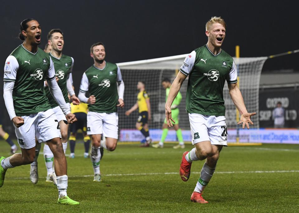 Gallery | Oxford United (A)