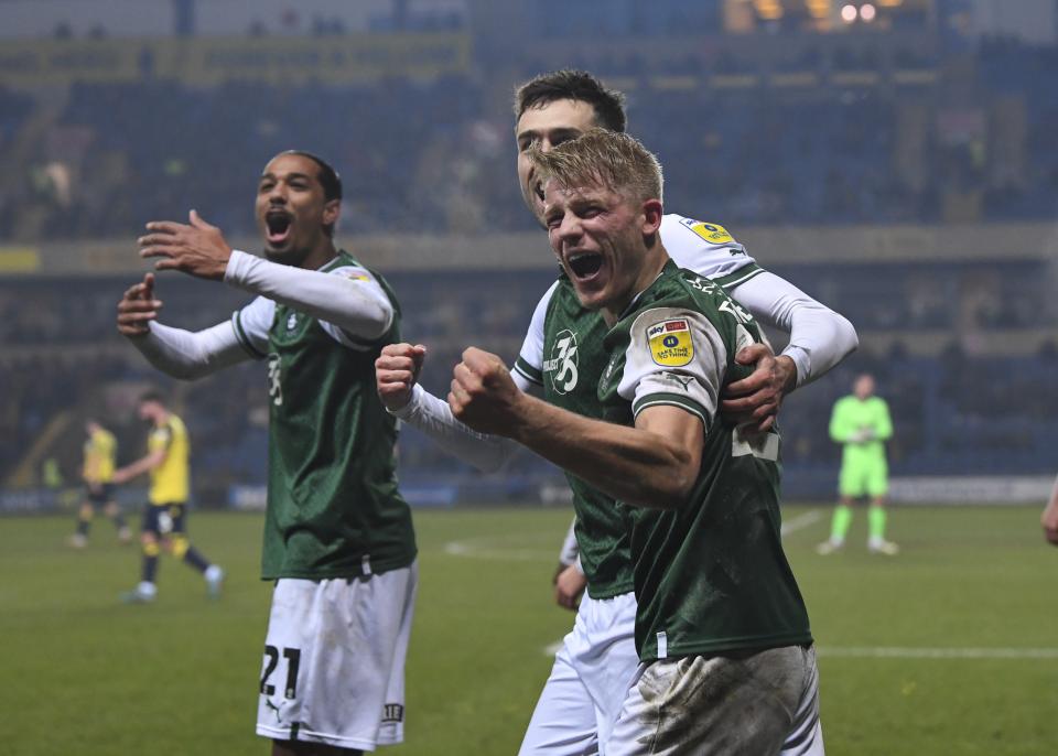 Gallery | Oxford United (A)