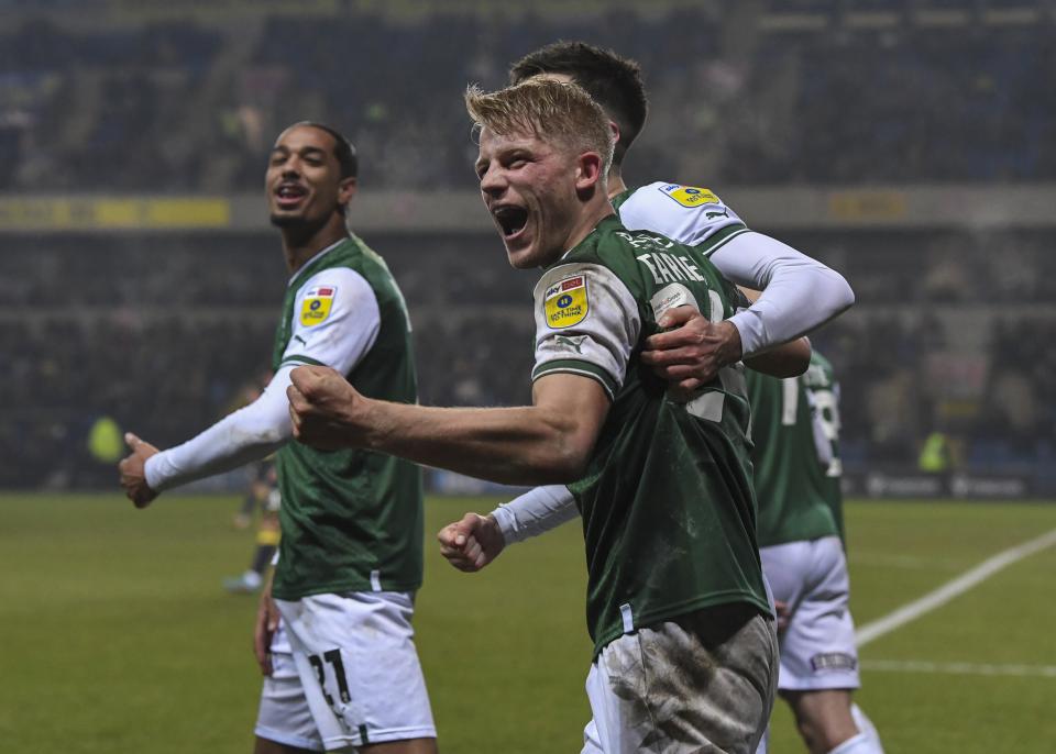 Gallery | Oxford United (A)