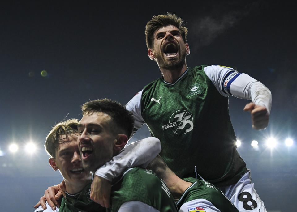 Gallery | Oxford United (A)