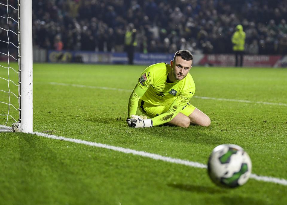 Gallery | Cheltenham Town (H)