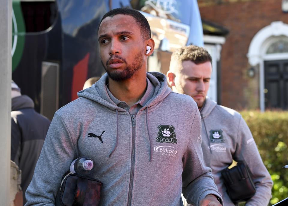 Gallery | Exeter City (A)