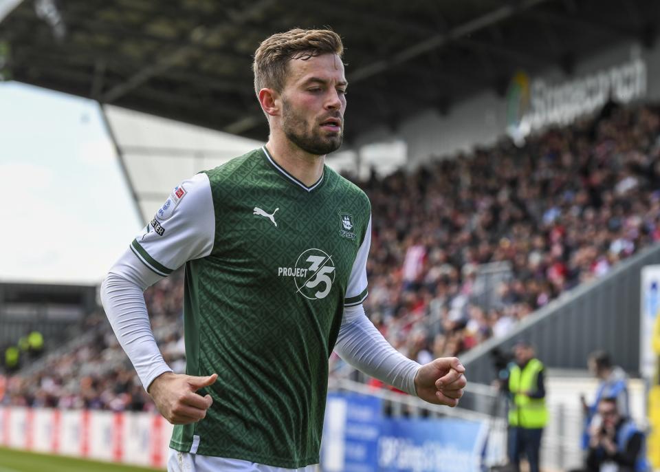 Gallery | Exeter City (A)