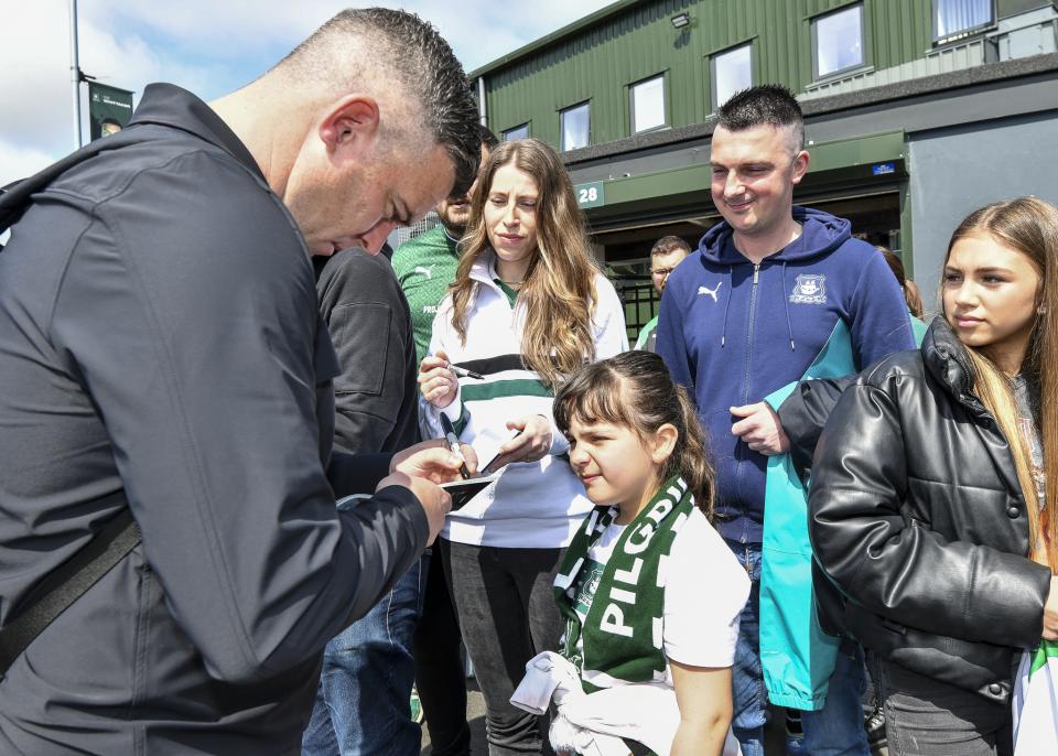 Match Gallery | Burton Albion (H)