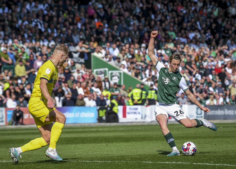Match Gallery | Burton Albion (H)