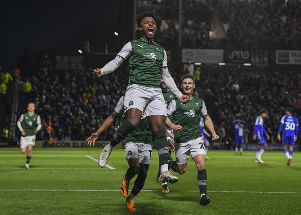 Gallery | Bristol Rovers (H)