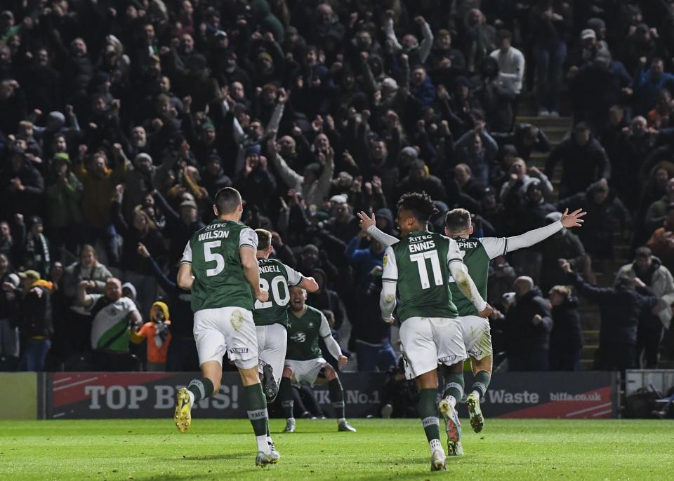 Gallery | Bristol Rovers (H)