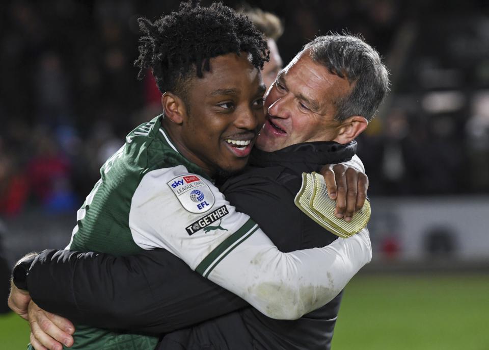 Gallery | Bristol Rovers (H)