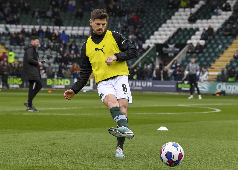 Gallery | Cambridge United (H)