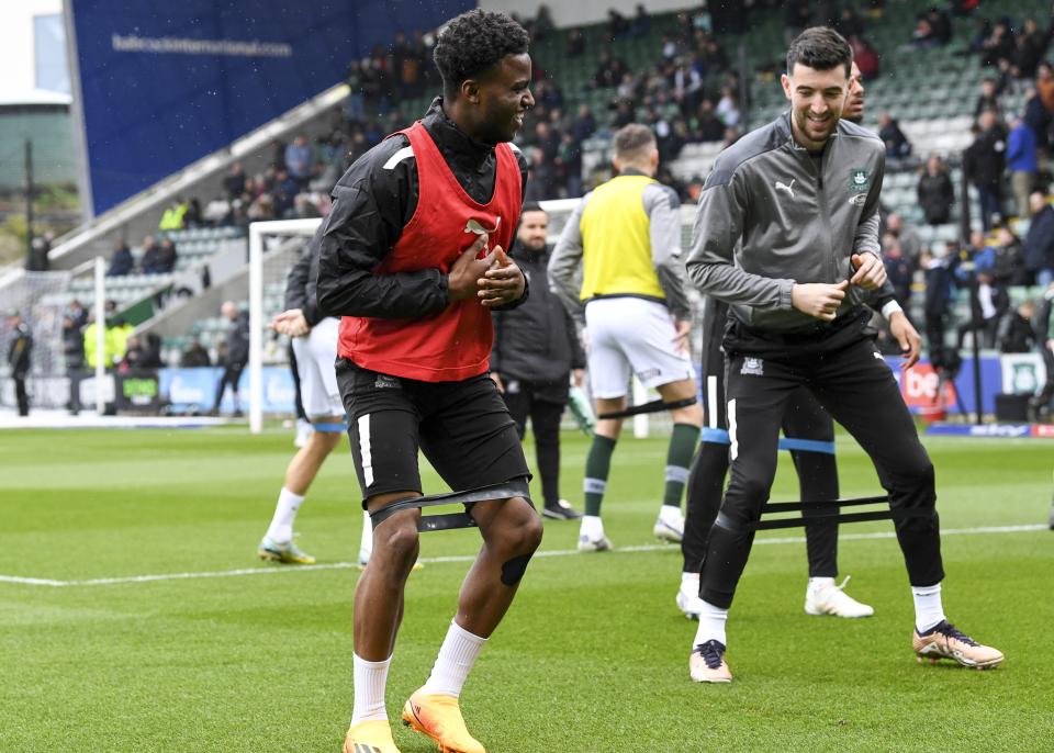 Gallery | Cambridge United (H)