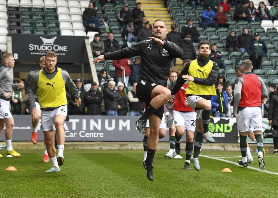 Gallery | Cambridge United (H)