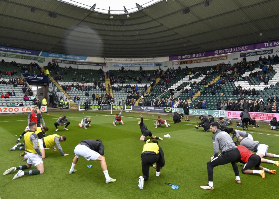 Gallery | Cambridge United (H)