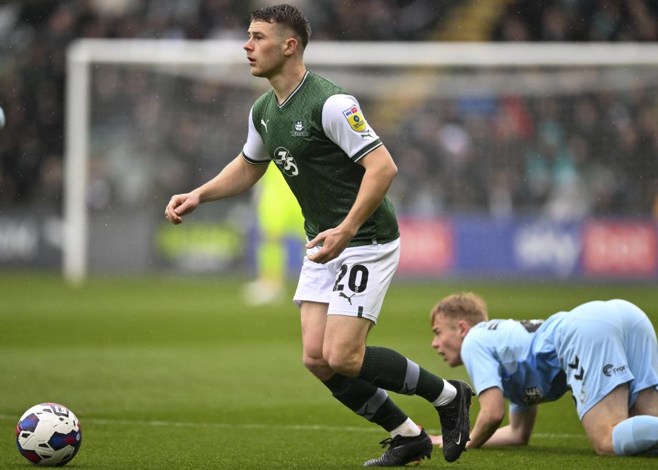 Gallery | Cambridge United (H)