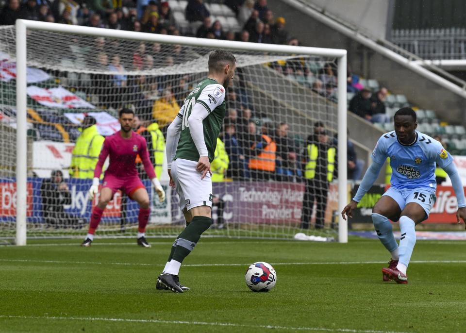 Gallery | Cambridge United (H)