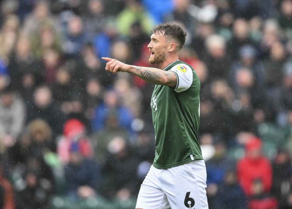 Gallery | Cambridge United (H)