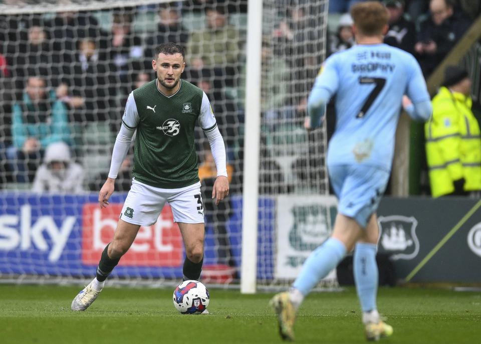 Gallery | Cambridge United (H)