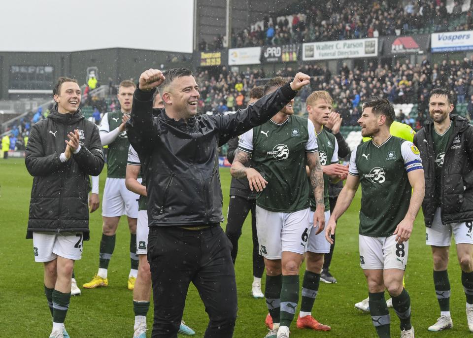 Gallery | Cambridge United (H)