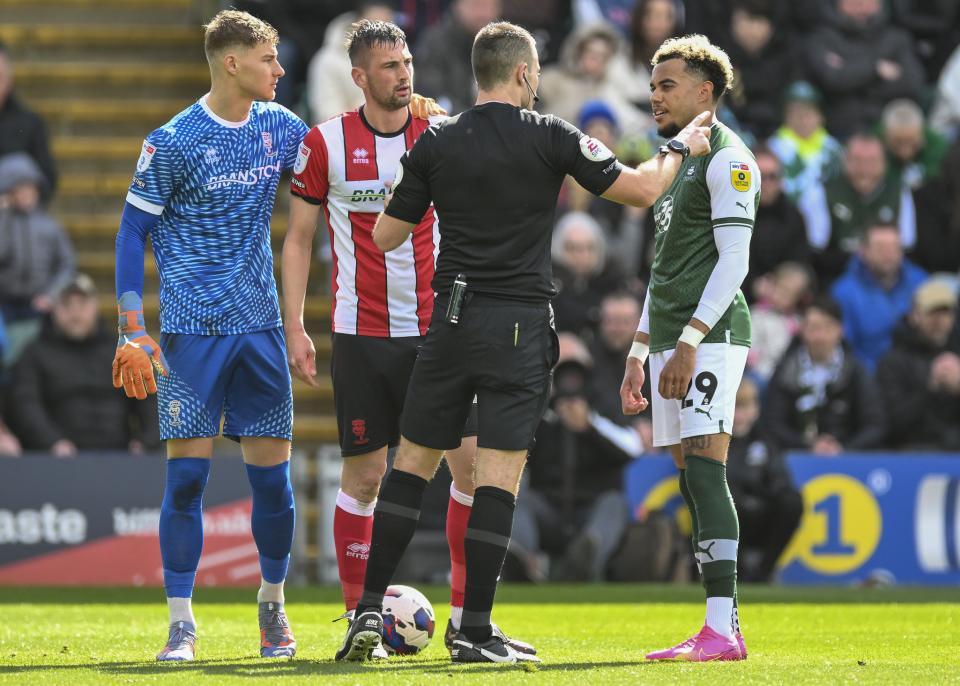 Gallery | Lincoln City (H)