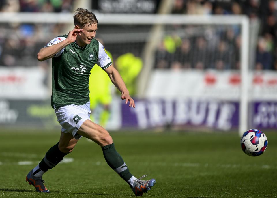 Gallery | Lincoln City (H)