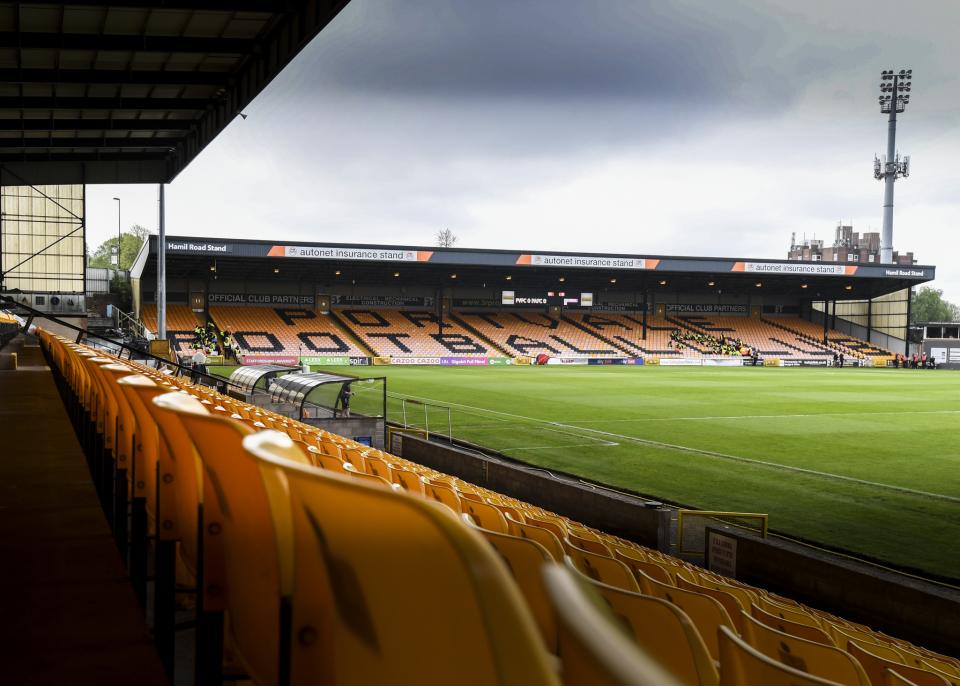 Match Gallery | Port Vale (A)