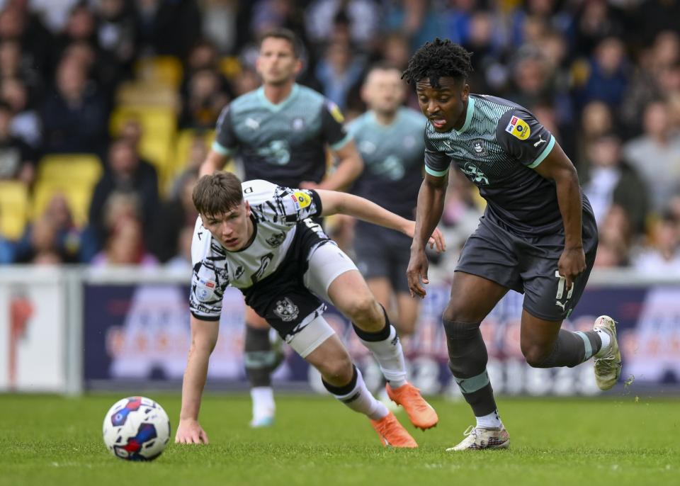Match Gallery | Port Vale (A)