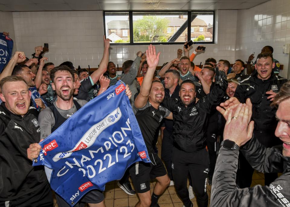 League One Champions Presentation Gallery