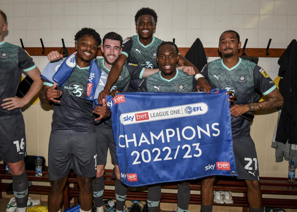 League One Champions Presentation Gallery