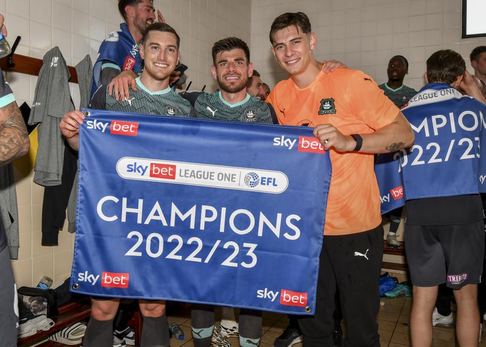 League One Champions Presentation Gallery