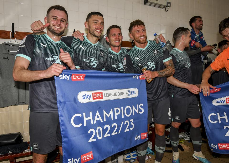 League One Champions Presentation Gallery