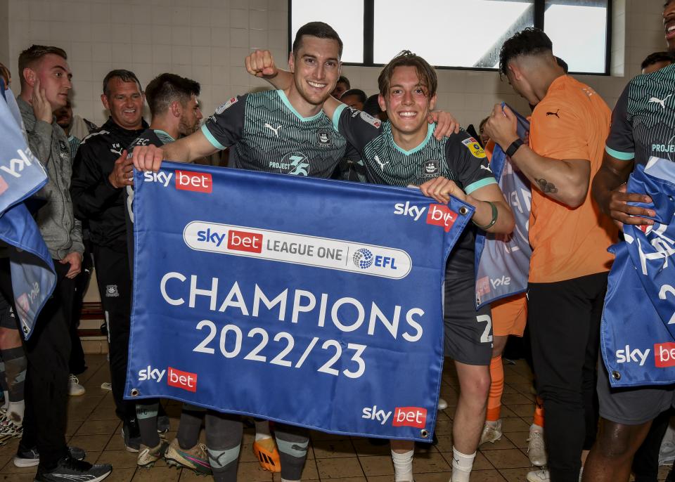 League One Champions Presentation Gallery