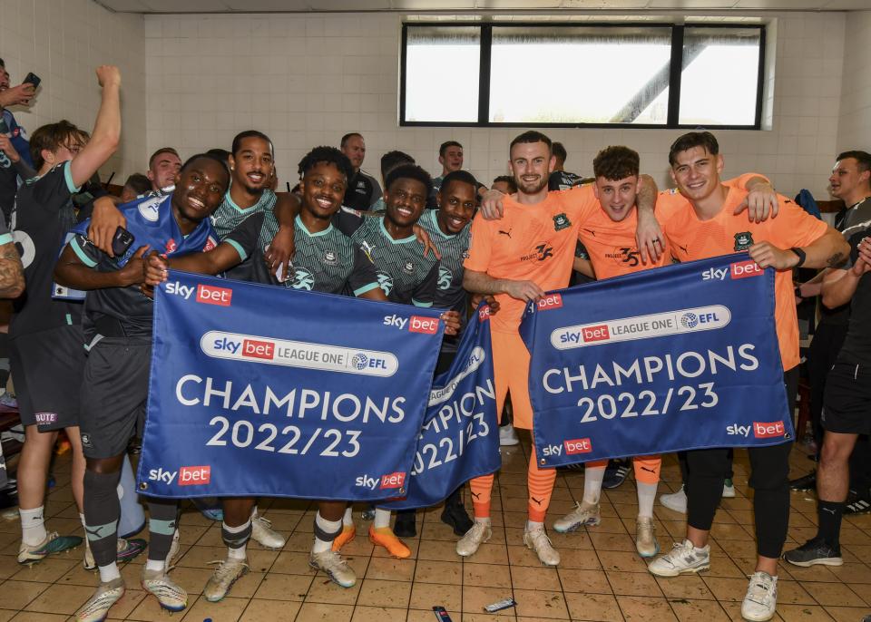 League One Champions Presentation Gallery