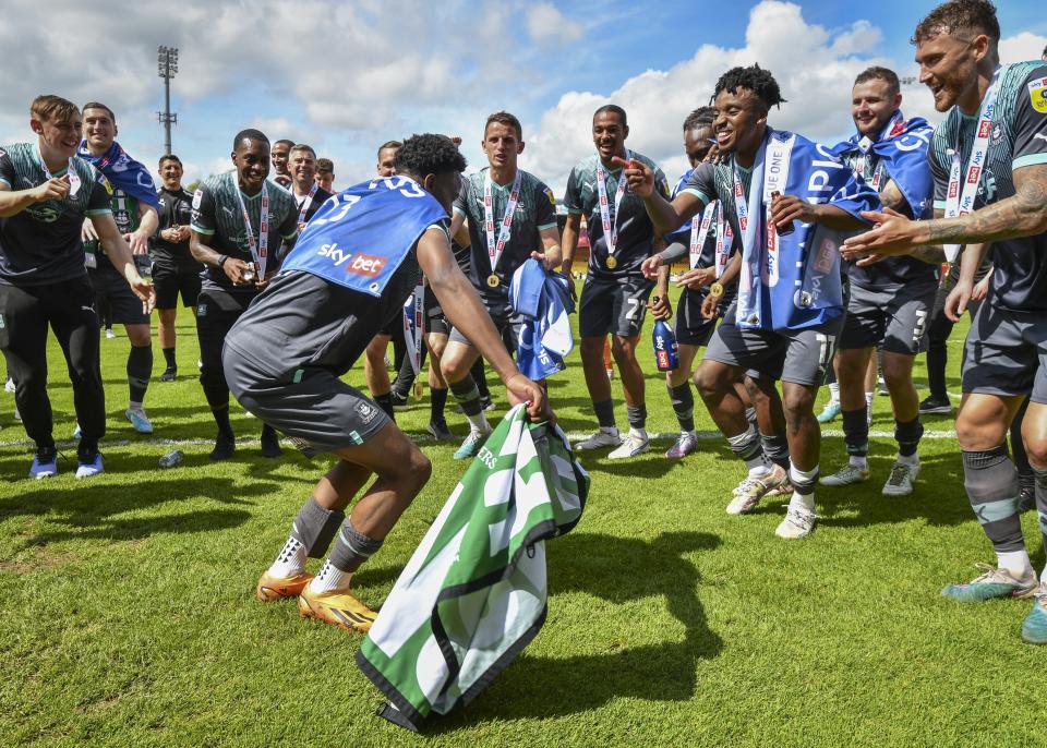 League One Champions Presentation Gallery