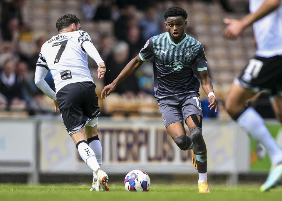 Match Gallery | Port Vale (A)