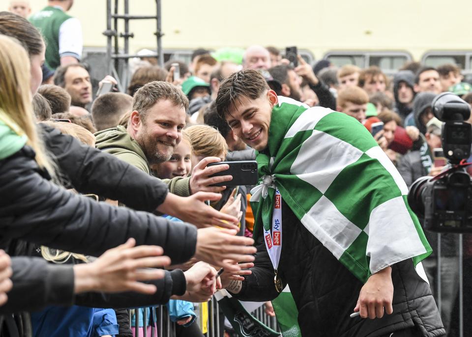 Gallery | Champions Bus Parade