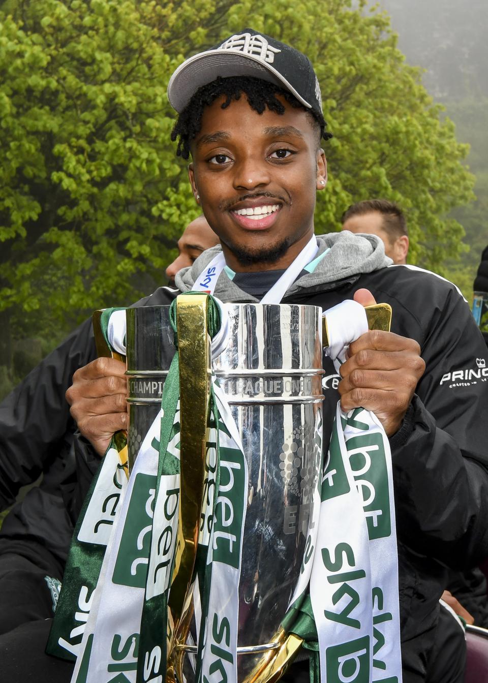 Gallery | Champions Bus Parade