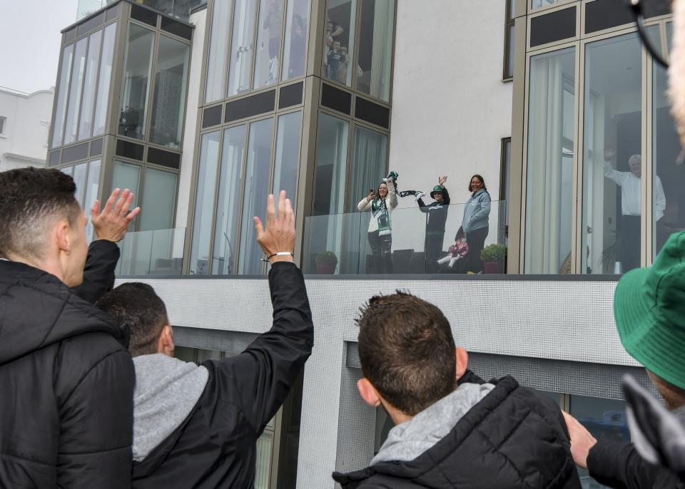 Gallery | Champions Bus Parade