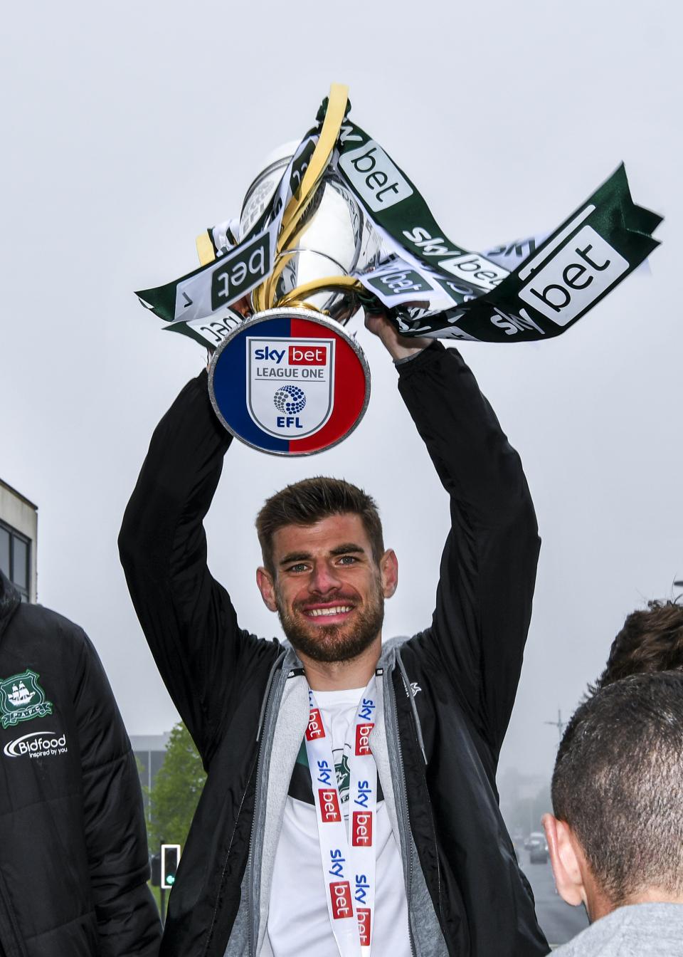 Gallery | Champions Bus Parade